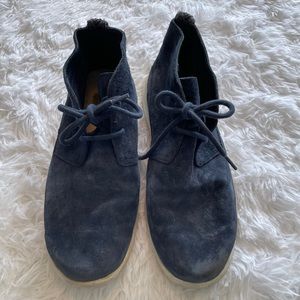 UGG Freamon side ankle shoes